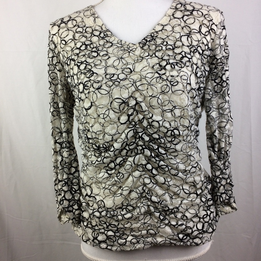 Worthington XL white/black puckered front